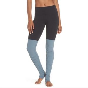 ALO Yoga Goddess Legging Black and Blue-XS